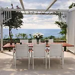 Villa Mediterranean Seasons, Mediterranea Taormina, Private Pool & Sea View *