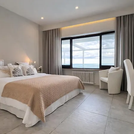 Mediterranean Seasons, Mediterranea Taormina, Private Pool & Sea View Villa *